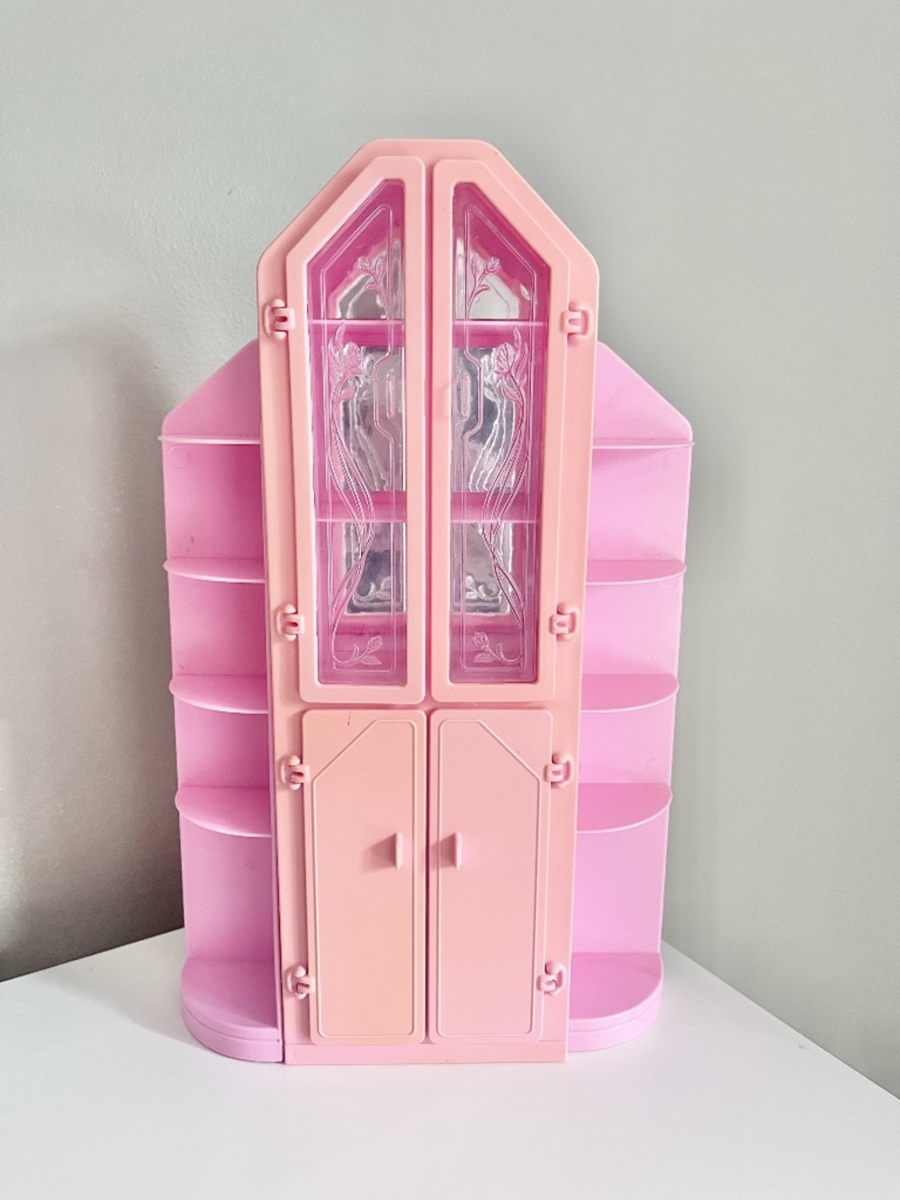 Vintage Barbie Sweet Roses hutch - Barbie living room curio